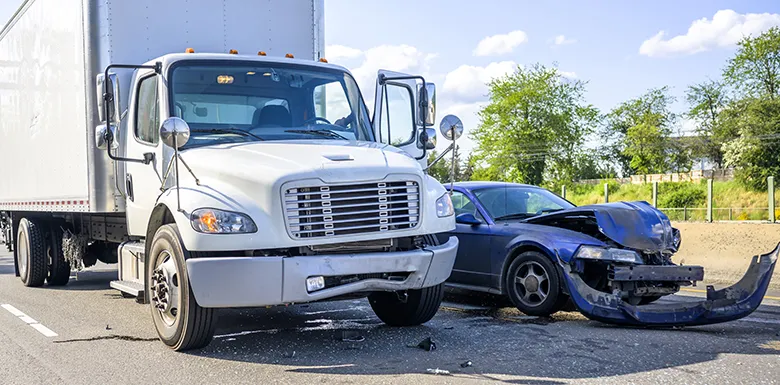 WHICH ARE THE COMMON ERRORS THAT INDUCE A TRUCK ACCIDENT?